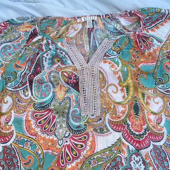 Bright multicolor blouse size M/L - Picture 3 of 4